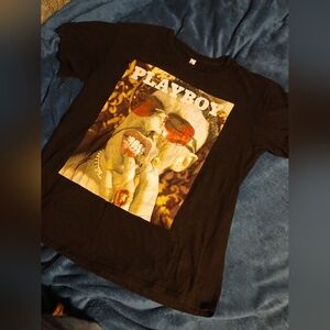 Bad BUNNY/PLAYBOY Black Short‎ Sleeve Graphic Tee. Sergio Calabasas/ (L)